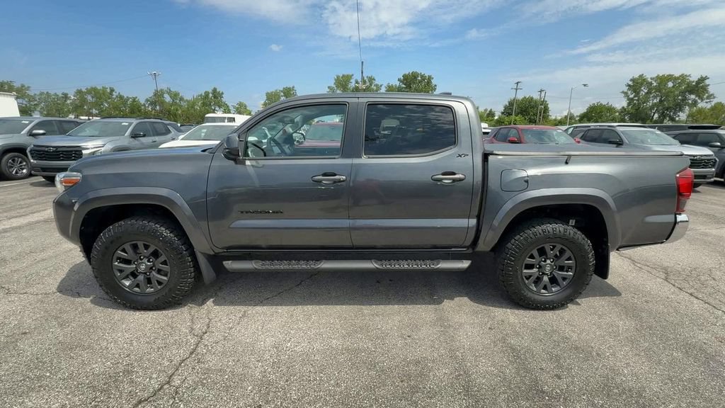 Used 2023 Toyota Tacoma SR5 RWD image 5