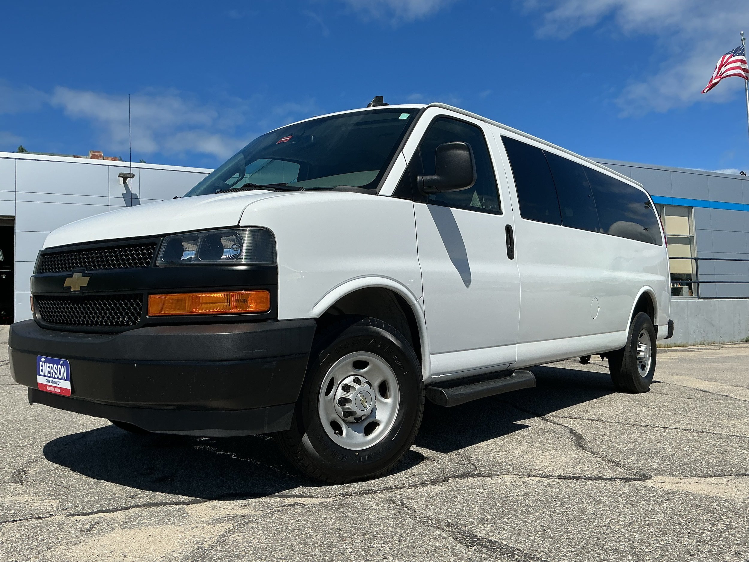 Certified 2023 Chevrolet Express 3500 LS RWD image 6
