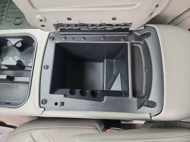Used 2007 GMC Sierra 3500 SLT RWD image 21