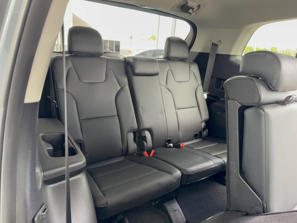 Used 2025 Kia Telluride EX image 17