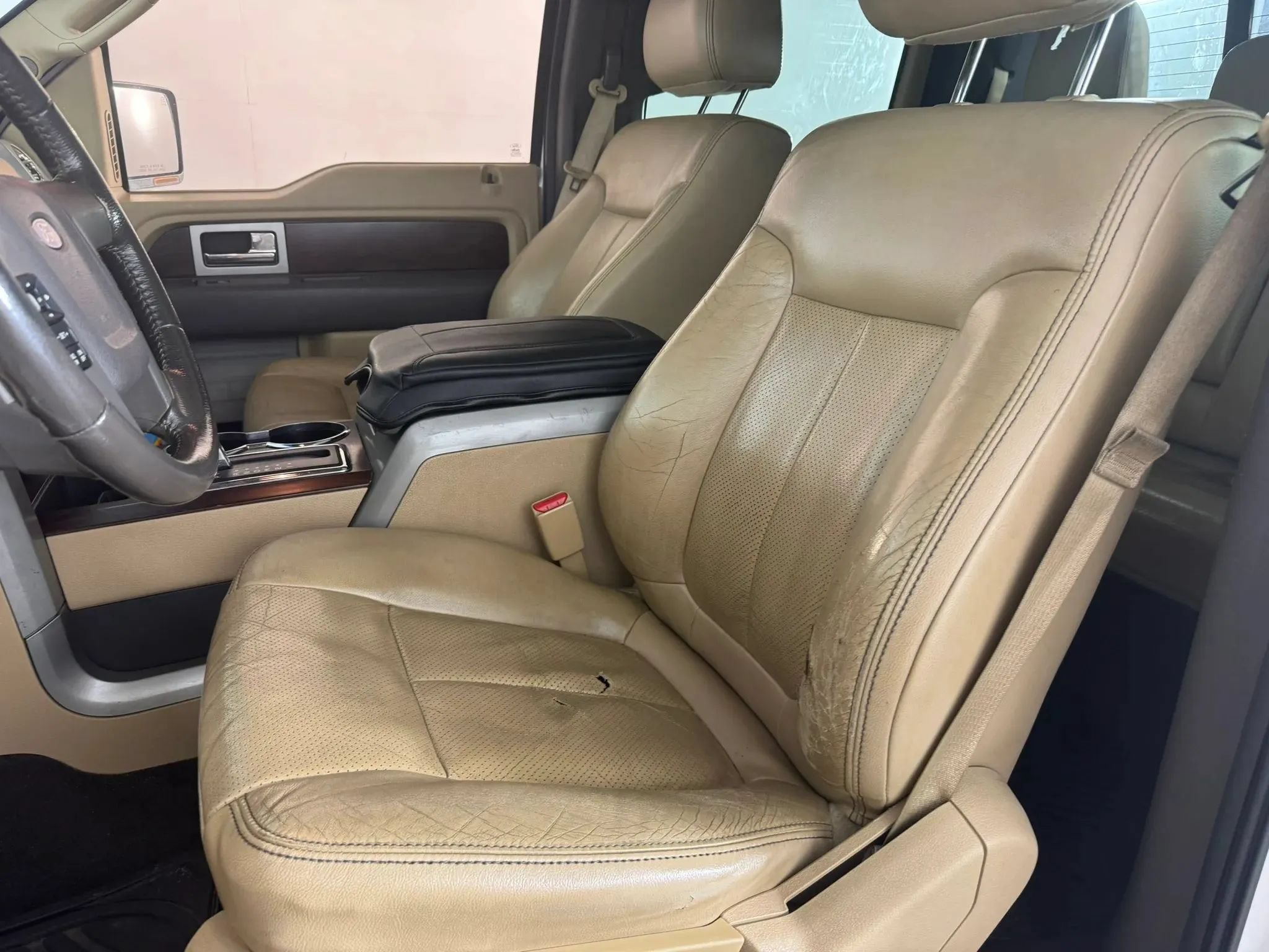 Used 2012 Ford F150 Lariat w/ Lariat Chrome Pkg AWD/4WD image 29
