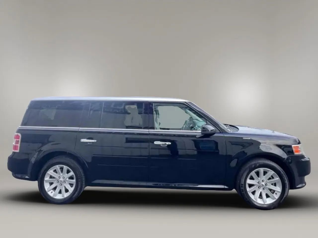 Used 2012 Ford Flex SEL w/ Equipment Group Order Code FWD image 7