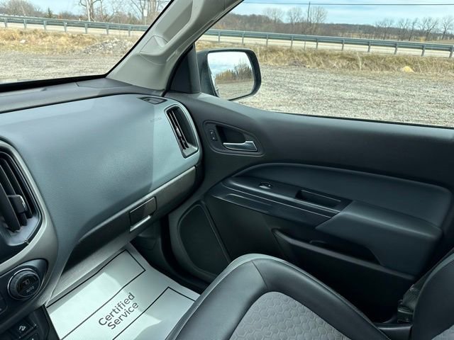 Used 2017 Chevrolet Colorado Z71 image 28