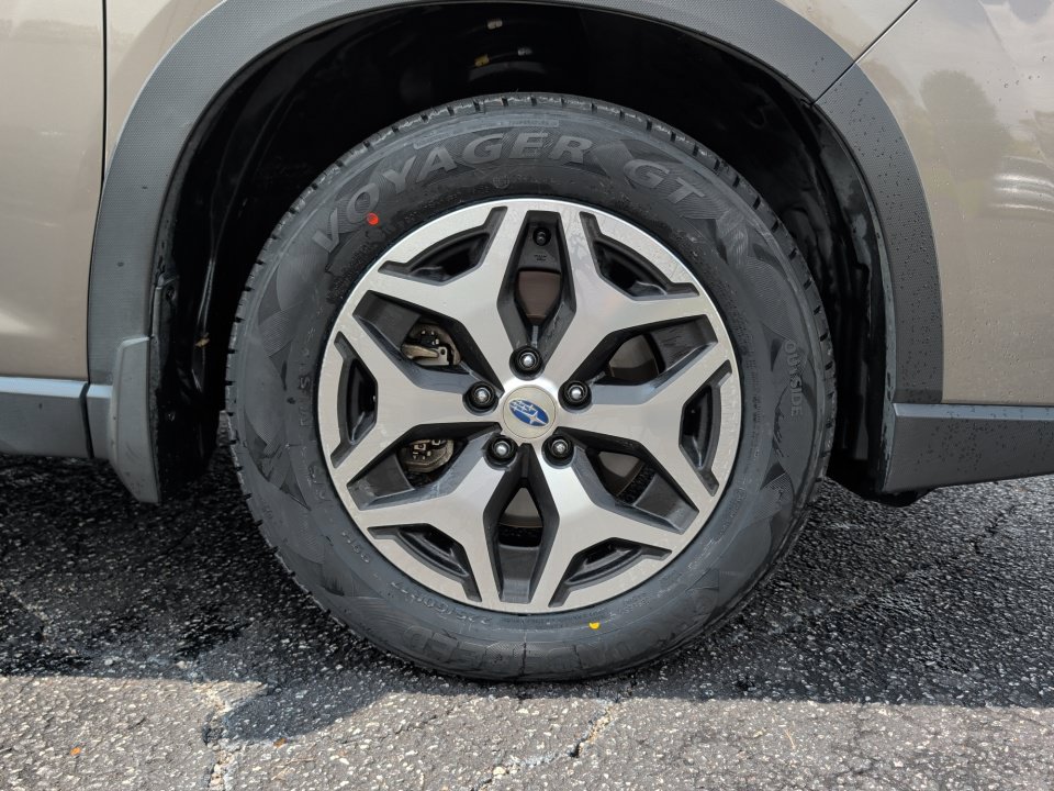 Used 2020 Subaru Forester Premium AWD/4WD image 29