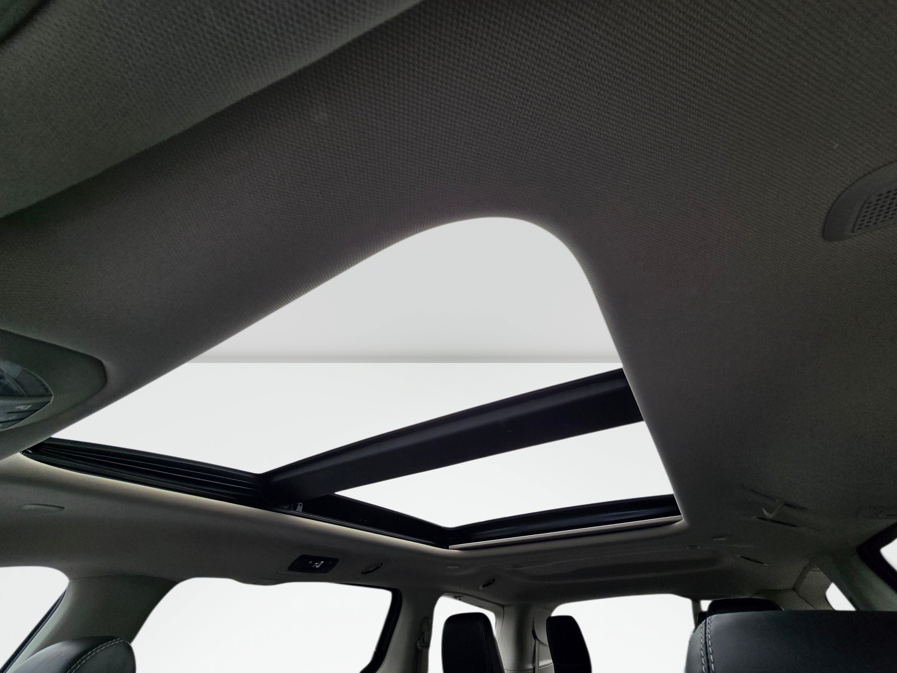 Used 2022 Chrysler Pacifica Limited FWD image 43