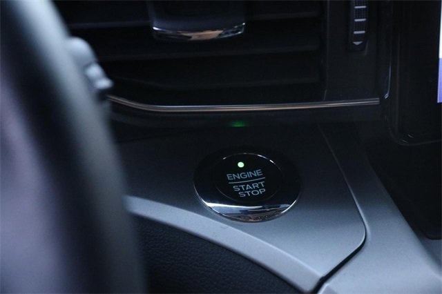 Used 2021 Ford Explorer XLT w/ Equipment Group 202A image 16