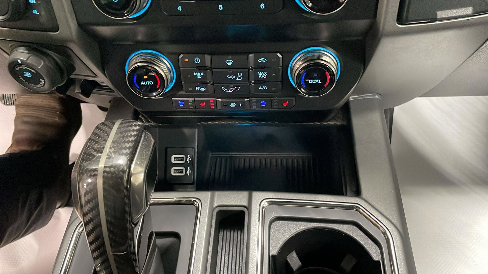 Used 2020 Ford F150 Raptor w/ Equipment Group 802A Luxury image 24