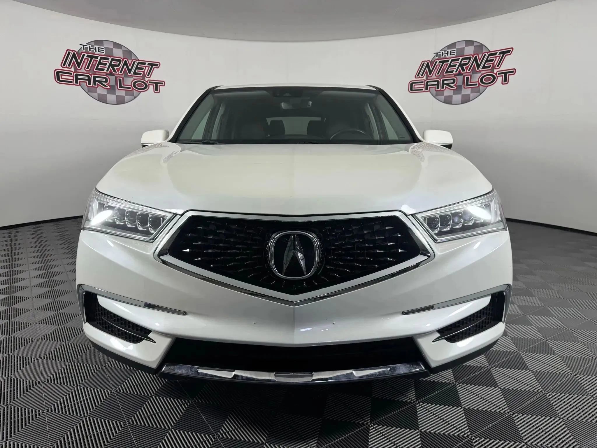 Used 2017 Acura MDX SH-AWD w/ Technology Package image 2