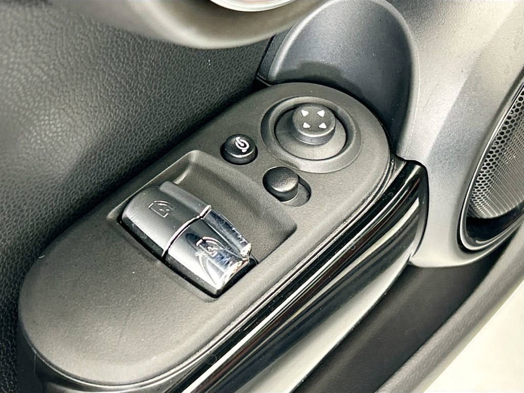 Certified 2024 MINI Cooper SE image 26