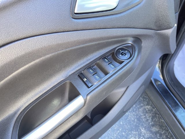 Used 2014 Ford Escape SE FWD image 21