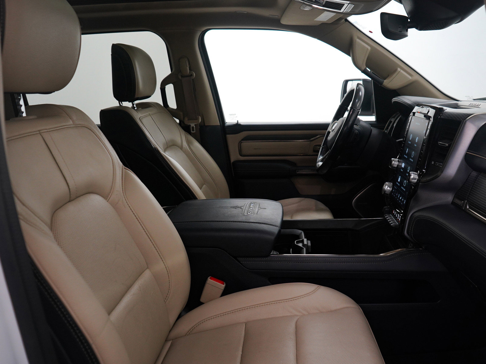 Used 2020 RAM 1500 Limited image 13