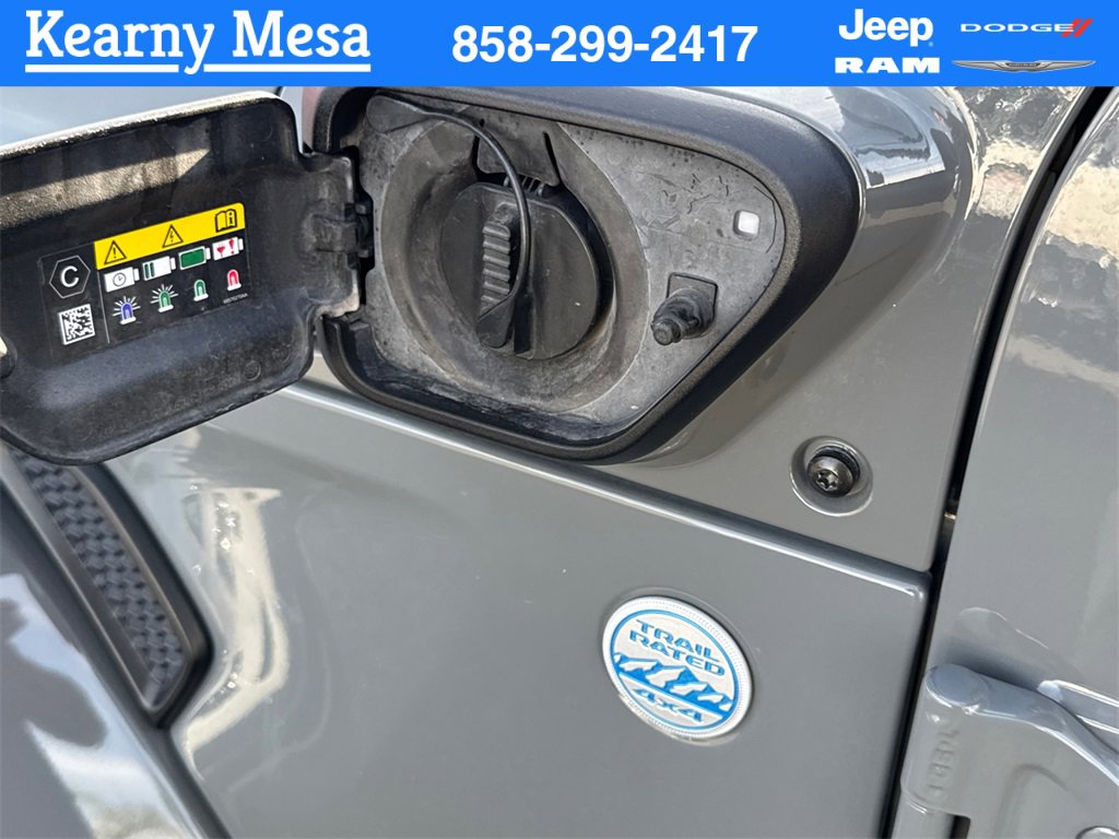 Used 2023 Jeep Wrangler Unlimited Sahara image 9