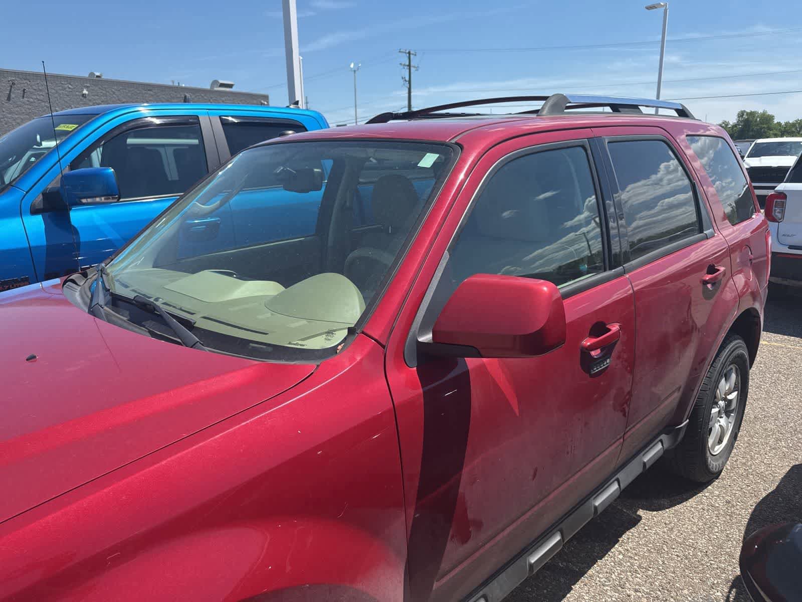 Used 2011 Ford Escape Limited w/ 302A Rapid Spec Order Code AWD/4WD image 17