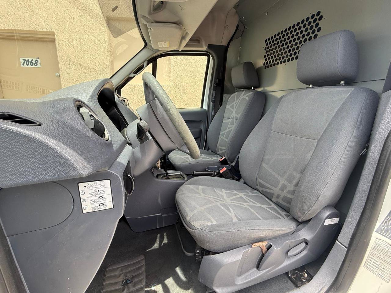 Used 2013 Ford Transit Connect XL FWD image 19