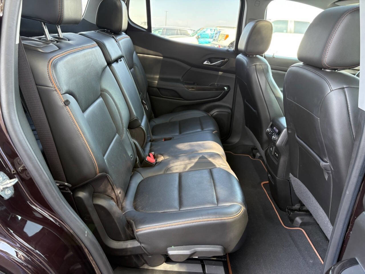 Used 2021 GMC Acadia AT4 w/ Technology Package AWD/4WD image 15