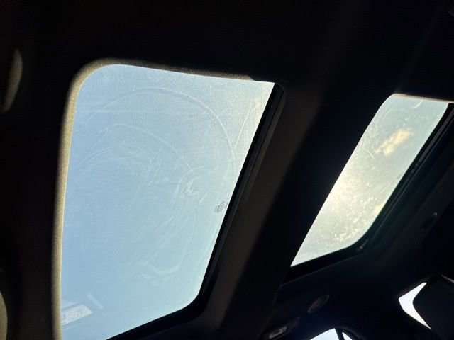 Used 2014 Ford Explorer XLT w/ Equipment Group 202A image 24