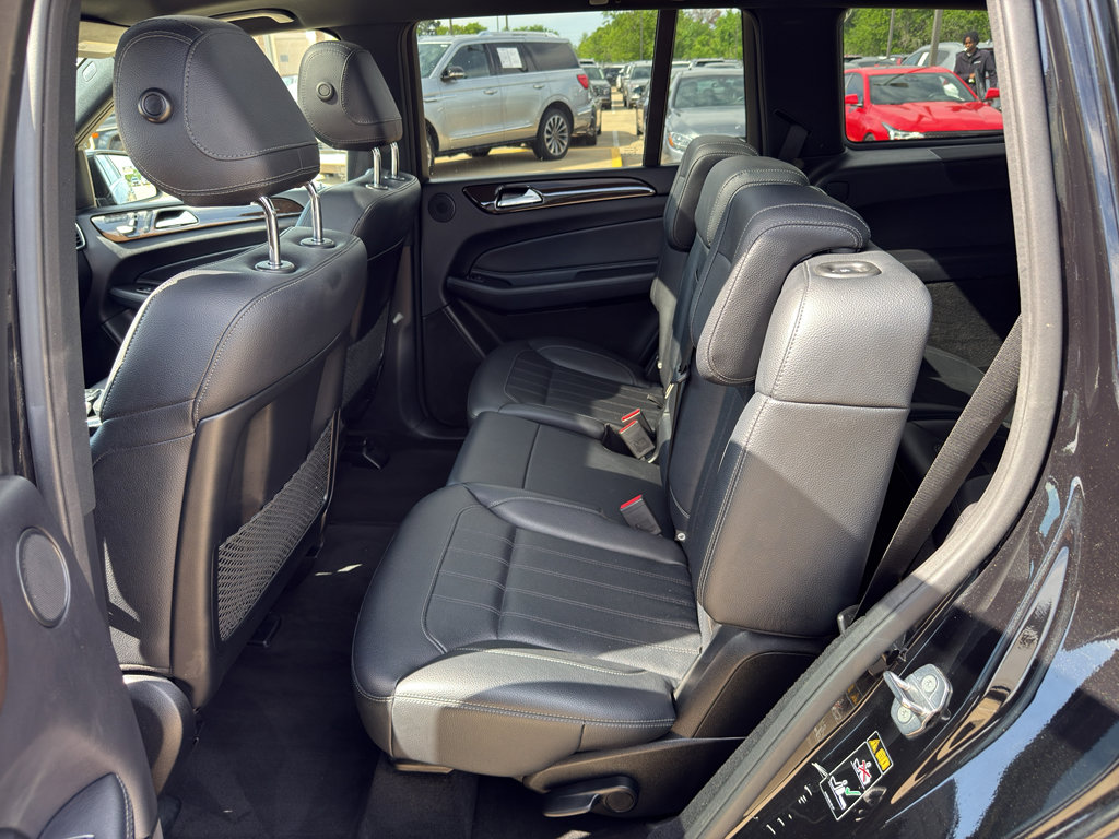 Used 2018 Mercedes-Benz GLS 450 4MATIC w/ Premium Package image 11