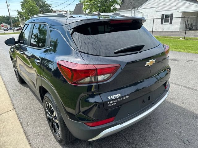 Used 2021 Chevrolet TrailBlazer LT w/ Sun and Liftgate Package AWD/4WD image 14