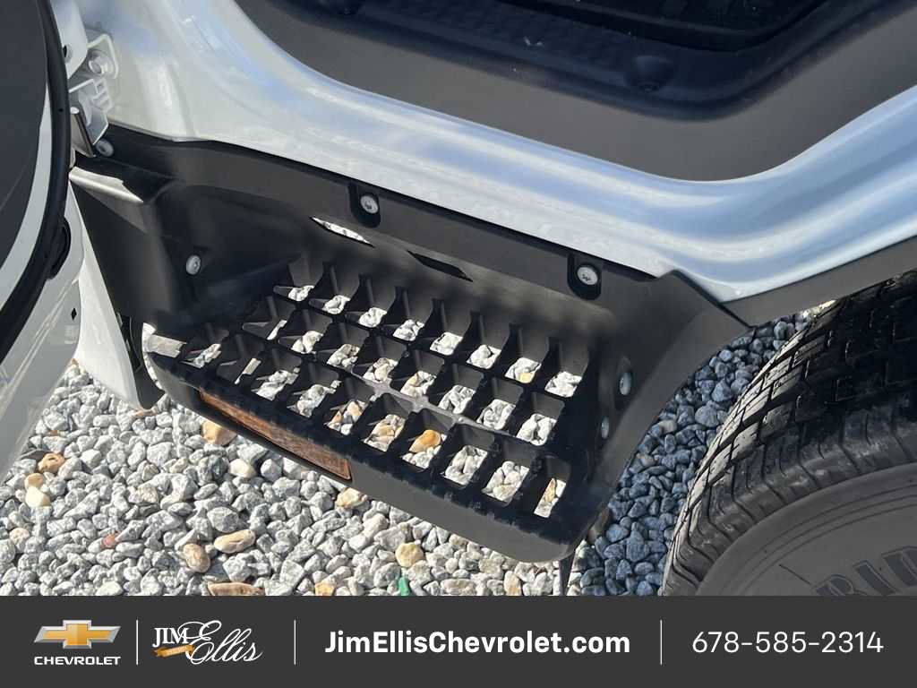 New 2025 Chevrolet Low Cab Forward 5500XD image 7