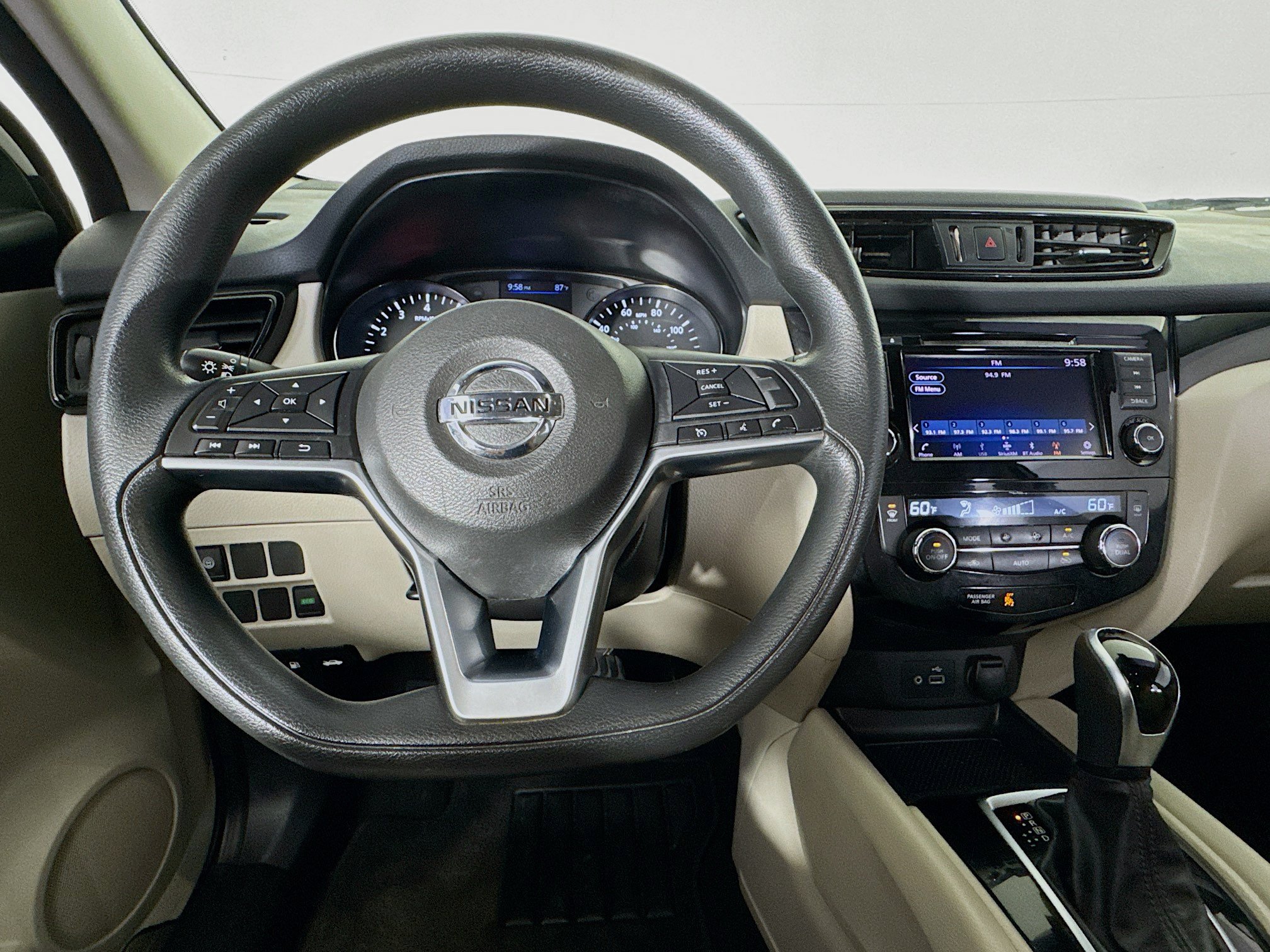 Used 2019 Nissan Rogue Sport SV FWD image 10