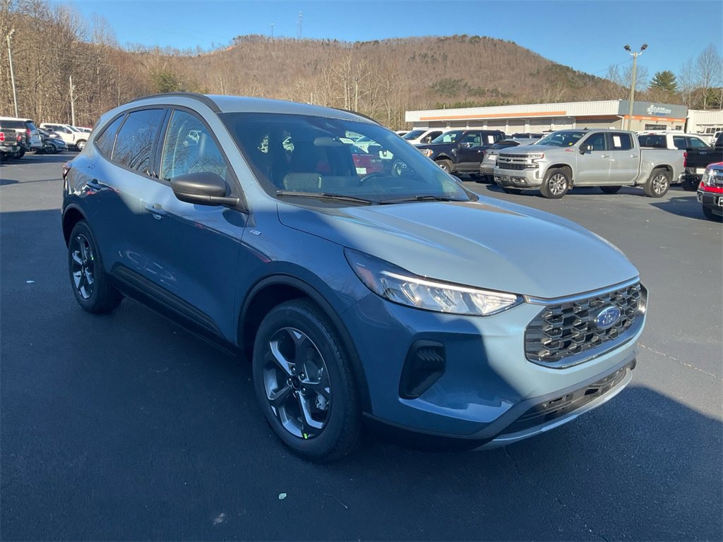 New 2026 Ford Escape ST-Line w/ Tech Pack #1 image 3