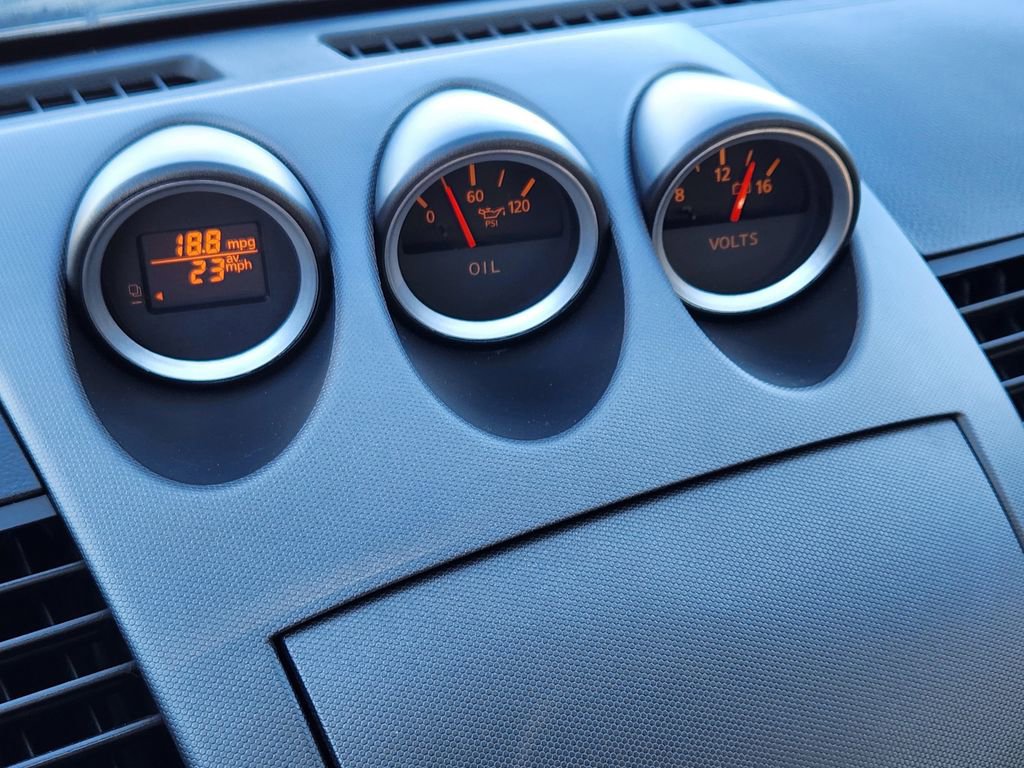 Used 2003 Nissan 350Z Touring image 17