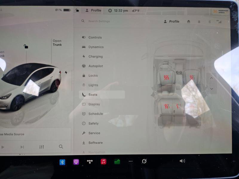 Used 2025 Tesla Model Y Long Range image 48