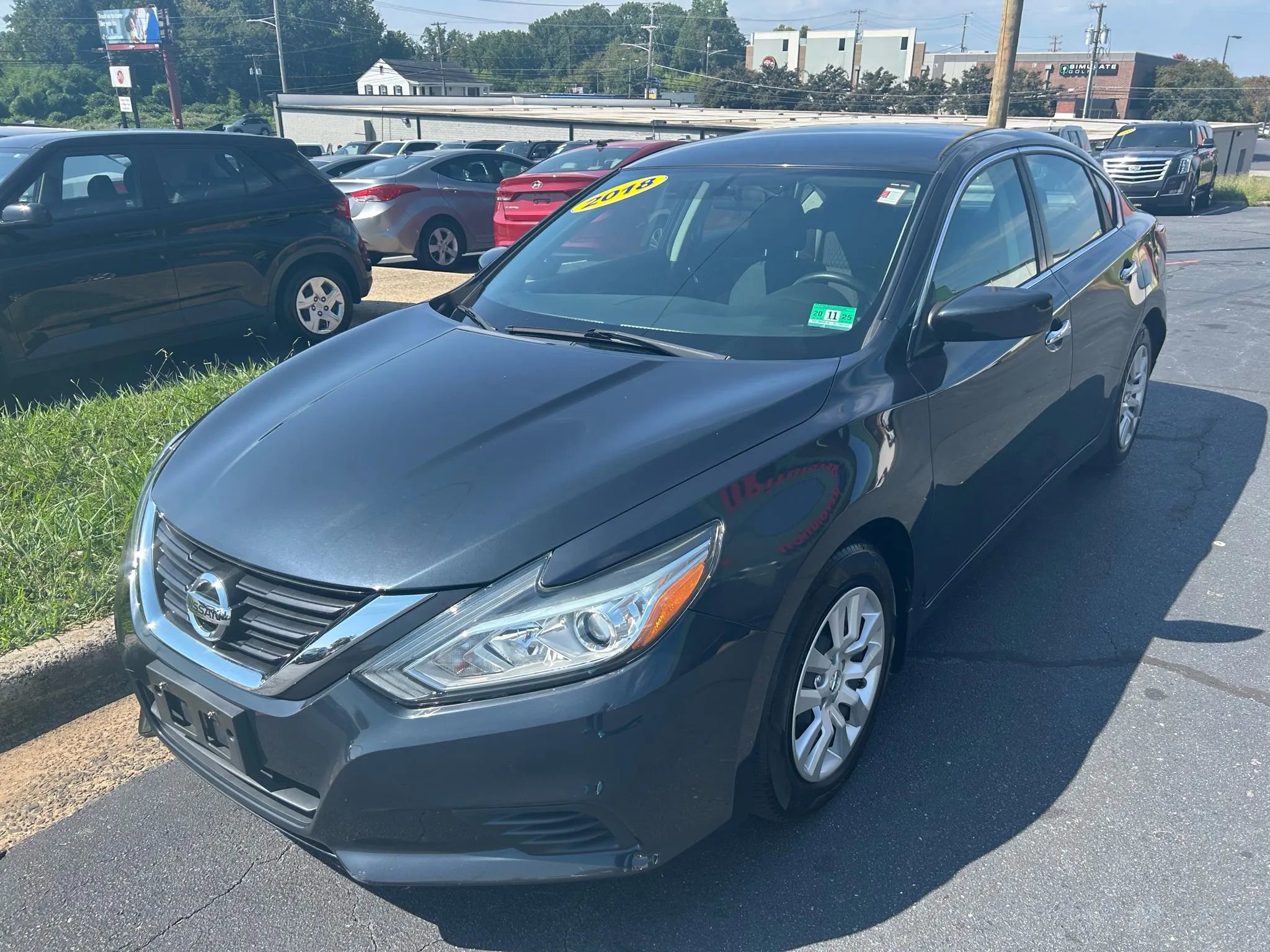 Used 2018 Nissan Altima 2.5 S w/ S Convenience Package image 3