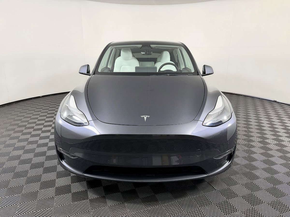 Used 2022 Tesla Model Y Performance image 4