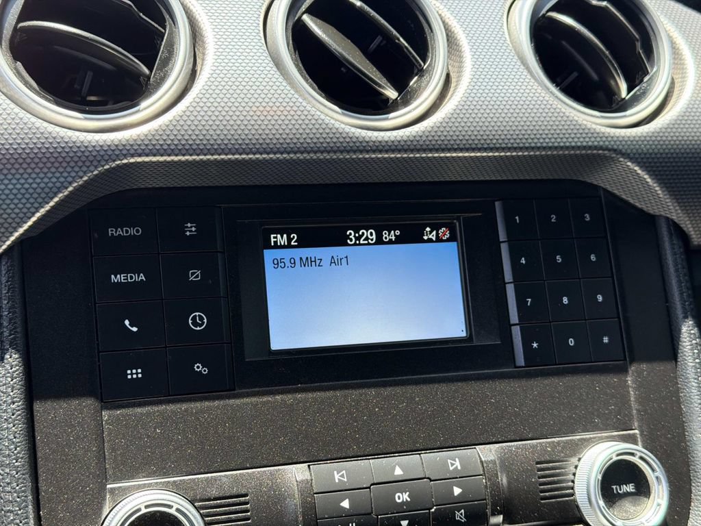 Used 2021 Ford Mustang GT w/ Black Accent Package RWD image 17