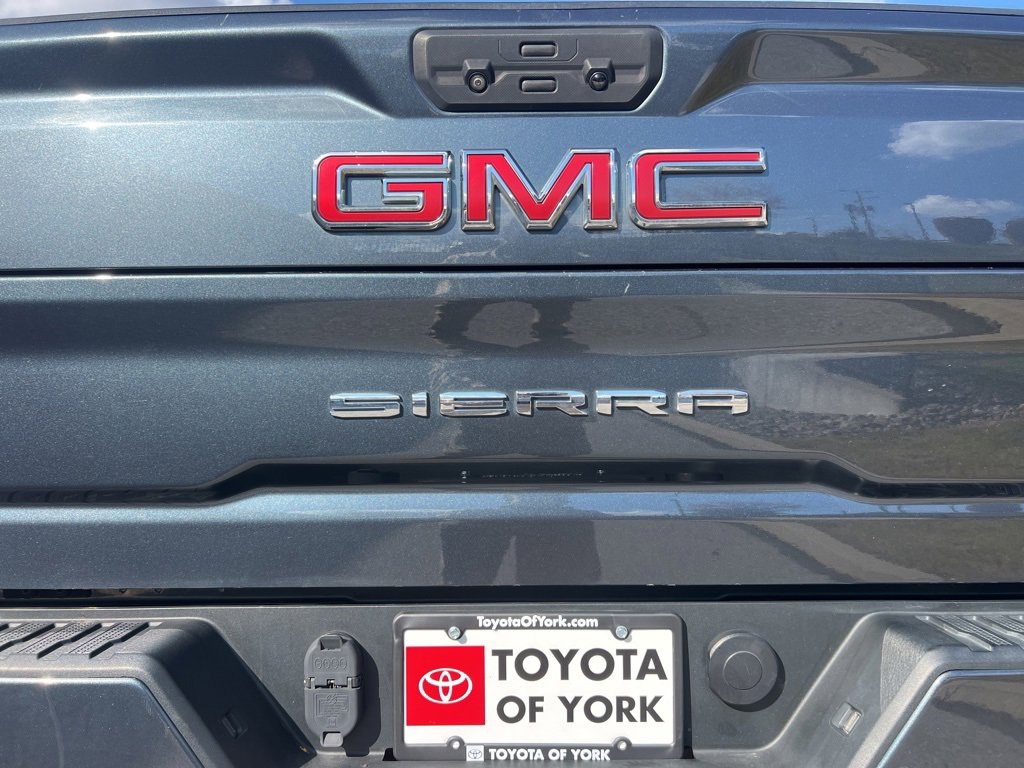 Used 2020 GMC Sierra 2500 AT4 w/ AT4 Premium Package image 18