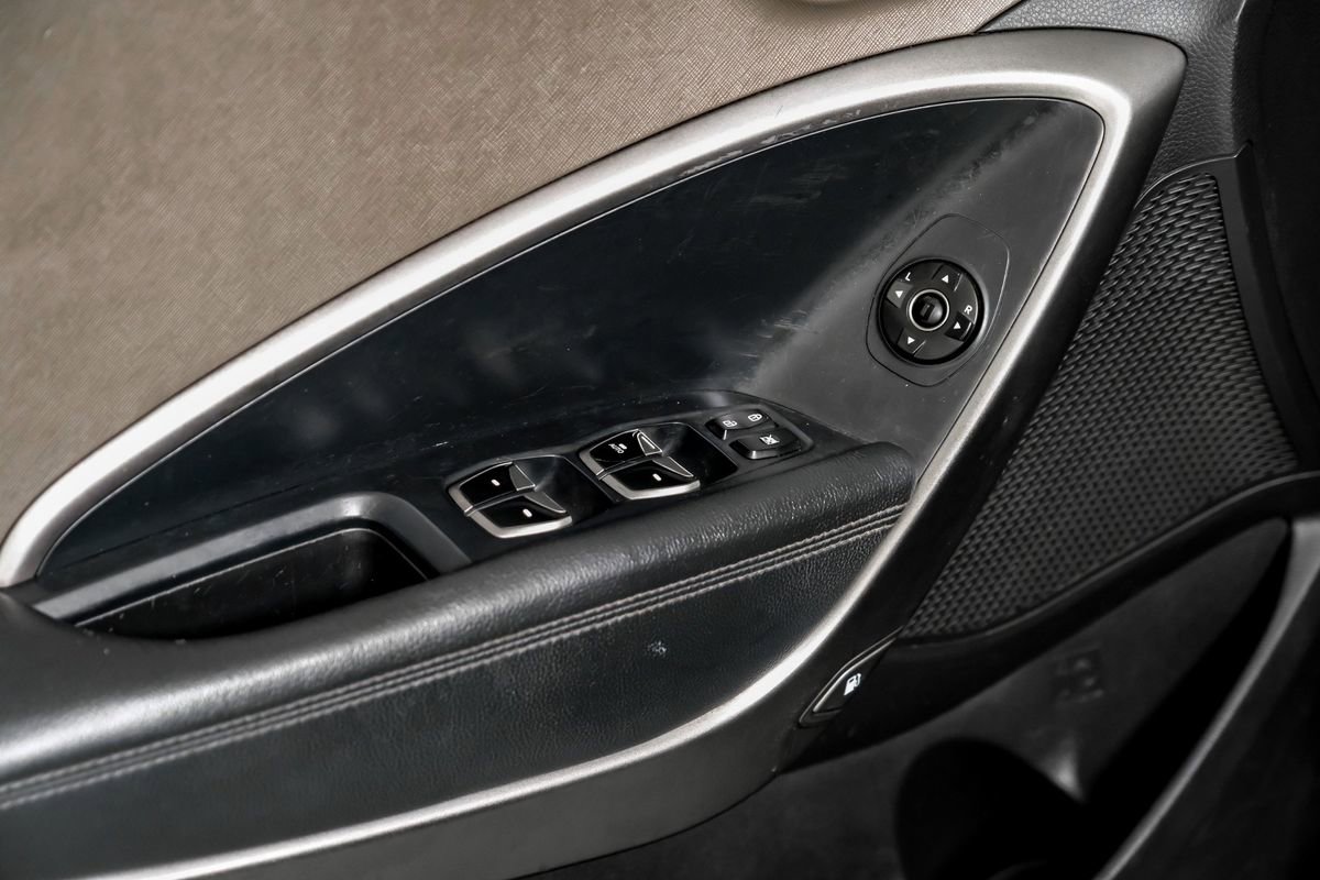 Used 2014 Hyundai Santa Fe Sport w/ Popular Equipment Package 02 image 36