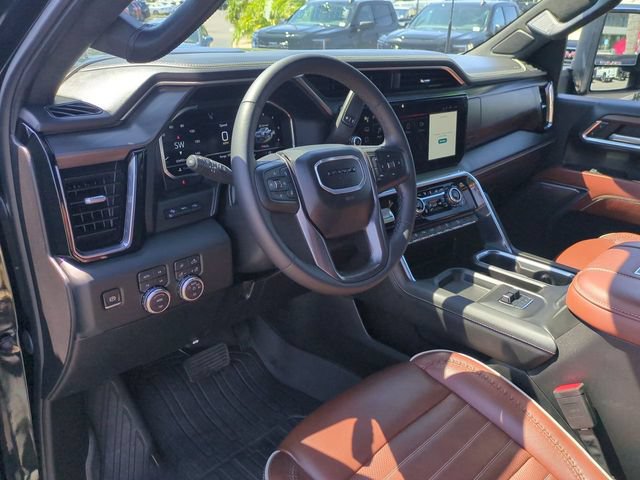 Used 2024 GMC Sierra 2500 Denali Ultimate AWD/4WD image 11