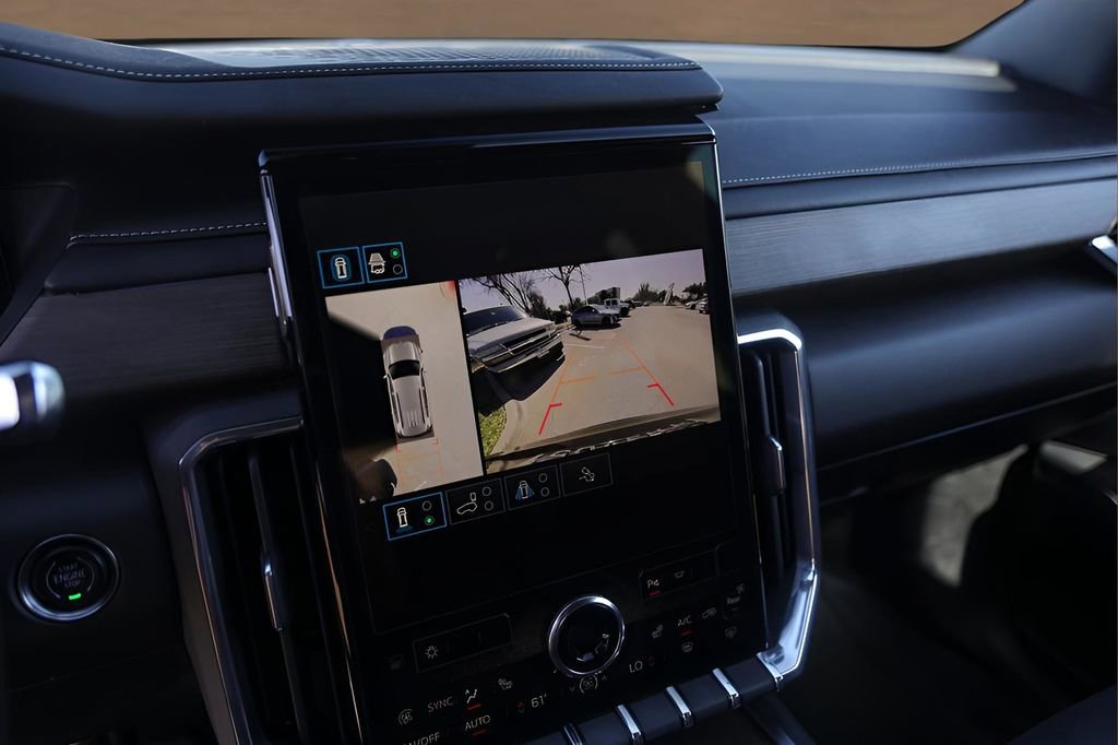 Used 2024 GMC Acadia Denali w/ Super Cruise Package image 17