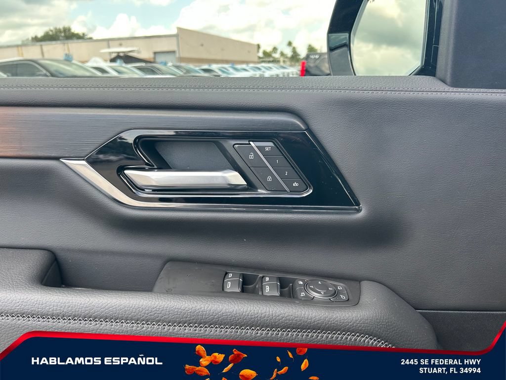 New 2026 GMC Yukon XL Denali w/ Denali Reserve Package AWD/4WD image 23