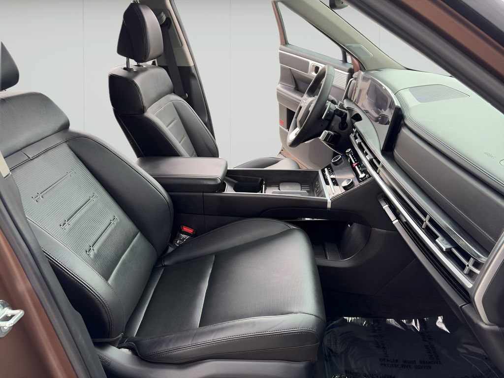 Used 2024 Hyundai Santa Fe Limited FWD image 12