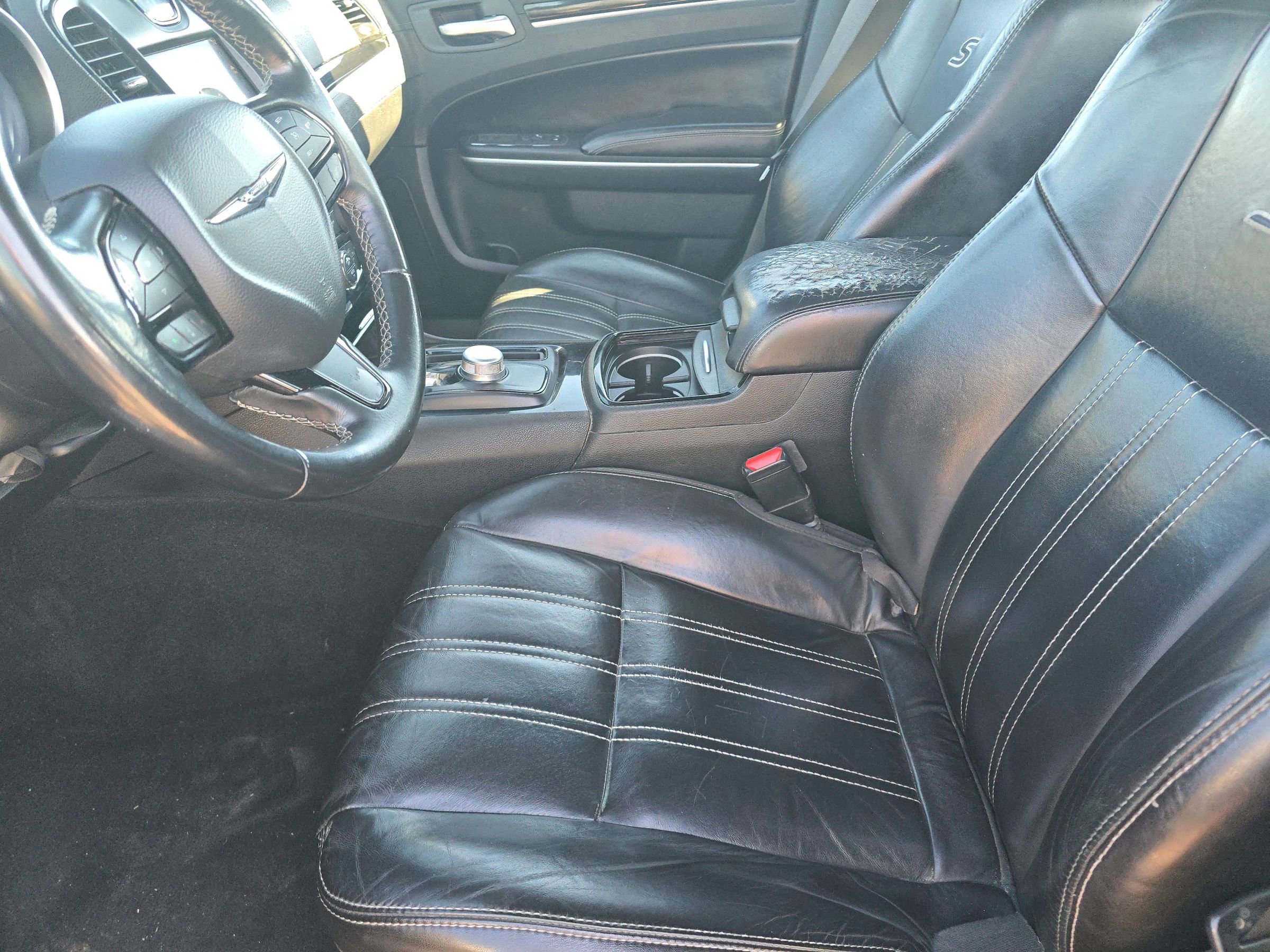 Used 2021 Chrysler 300 S image 11