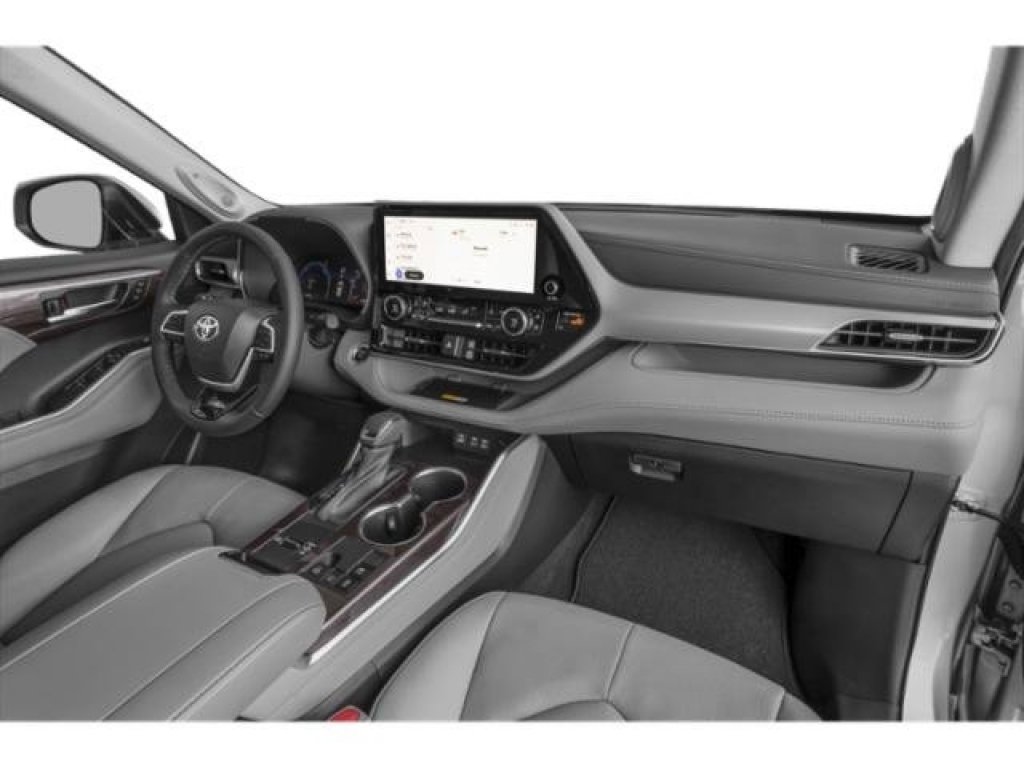 New 2026 Toyota Highlander Platinum image 19