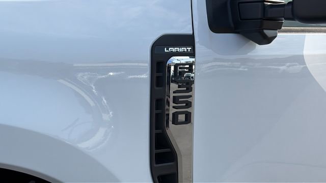 New 2026 Ford F350 Lariat w/ FX4 Off-Road Package image 11
