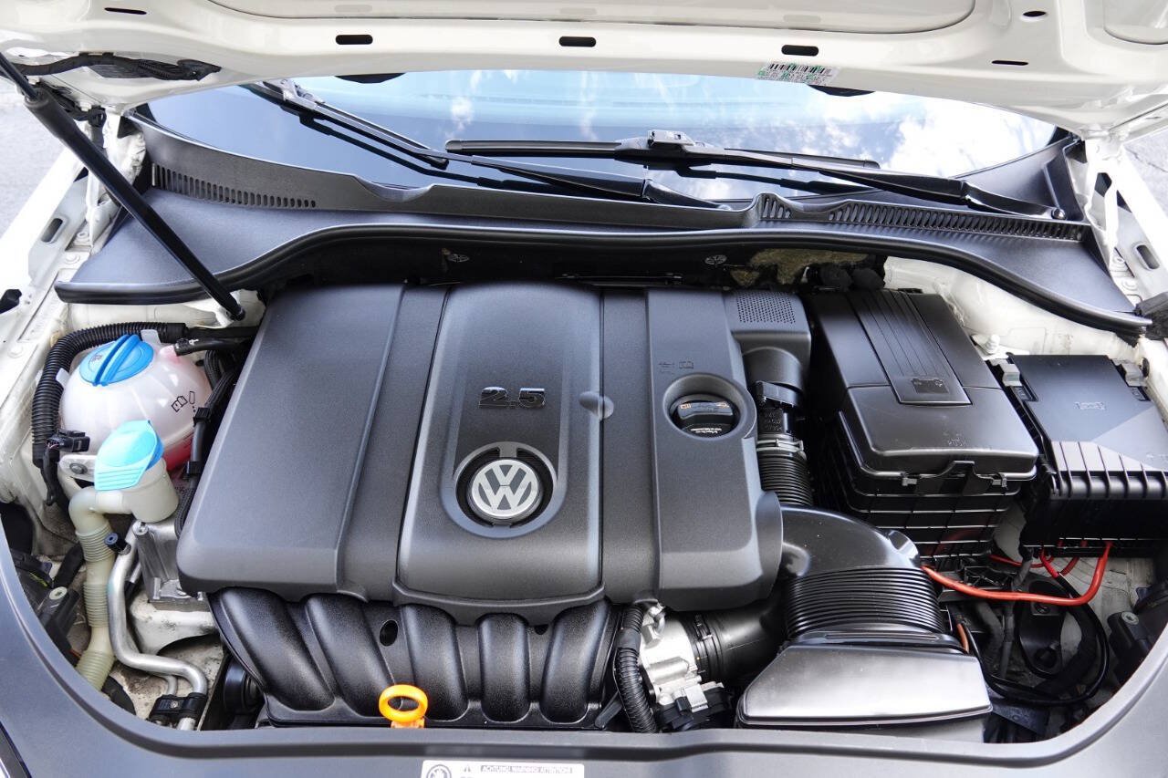 Used 2010 Volkswagen Jetta Limited Edition FWD image 92