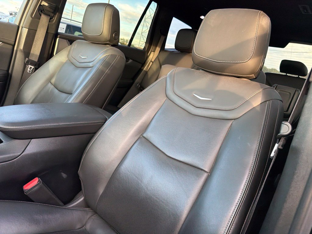 Used 2023 Cadillac XT6 Premium Luxury FWD image 18