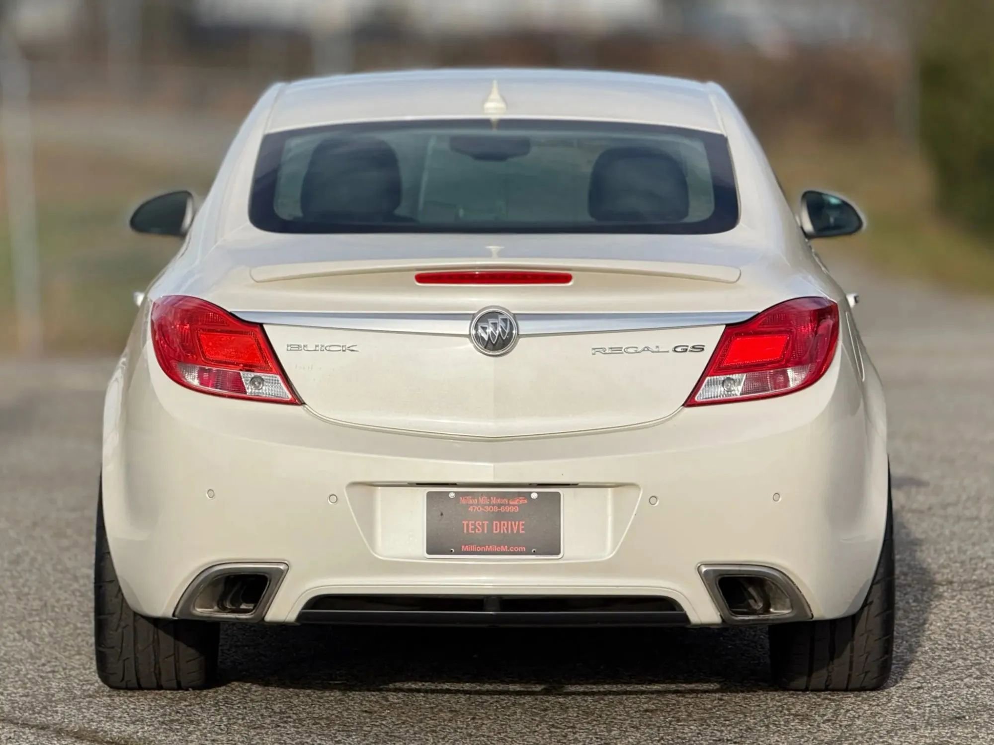 Used 2013 Buick Regal GS FWD image 4