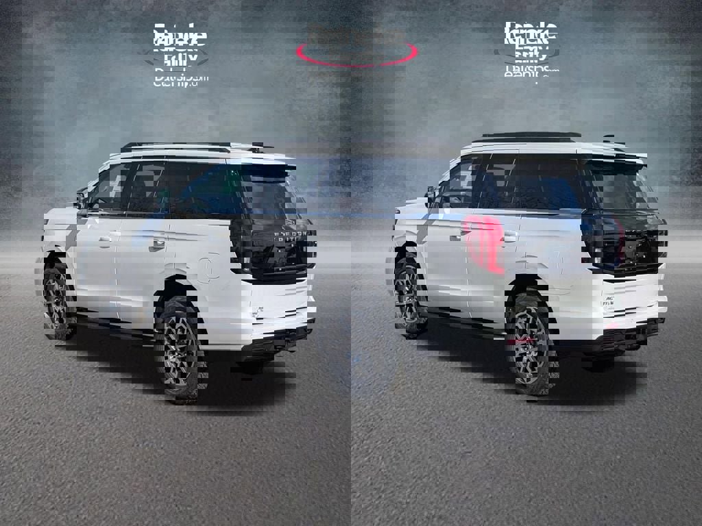 New 2026 Ford Expedition Active image 37