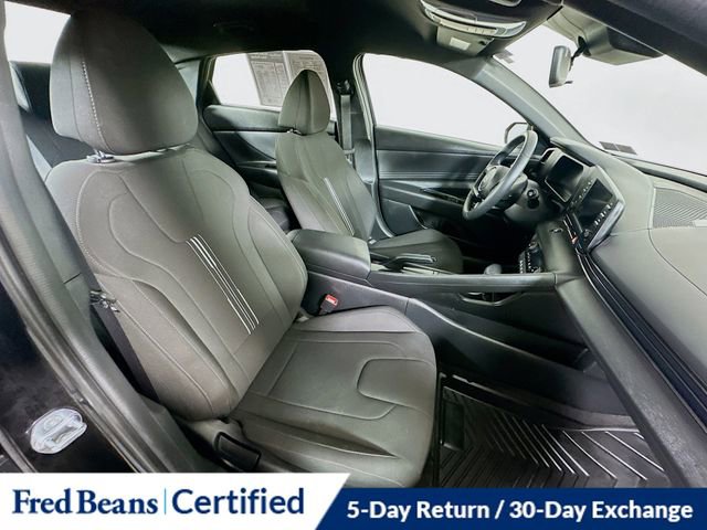 Certified 2025 Hyundai Elantra Sport FWD image 27