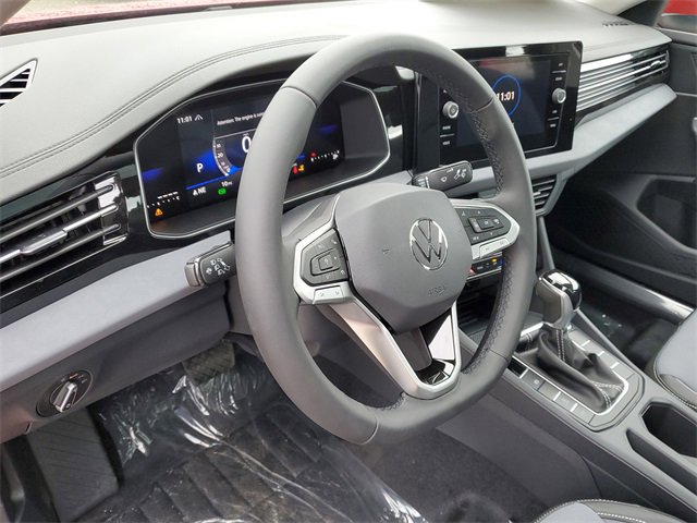 New 2025 Volkswagen Jetta SE image 19