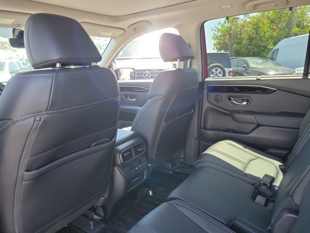 New 2025 Honda Pilot Touring image 16