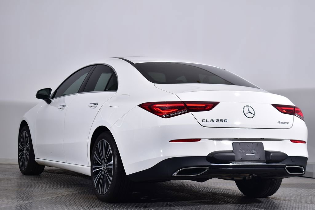 Used 2023 Mercedes-Benz CLA 250 4MATIC image 3