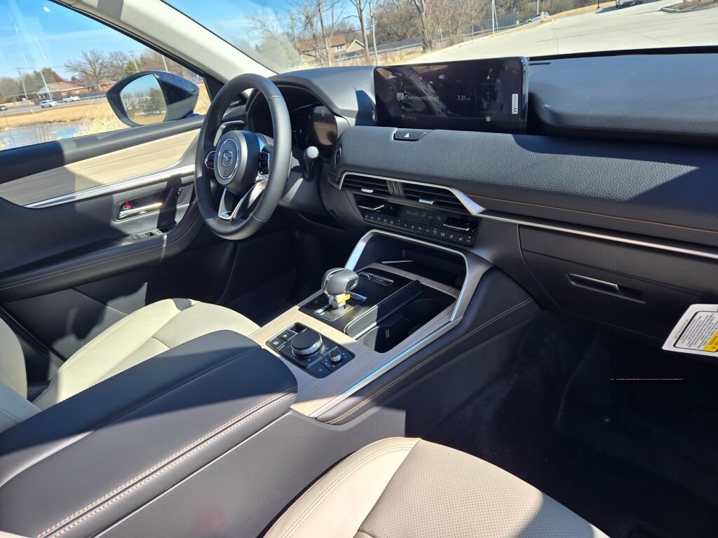 New 2026 MAZDA CX-90 Plug-In Hybrid w/Premium Sport image 6