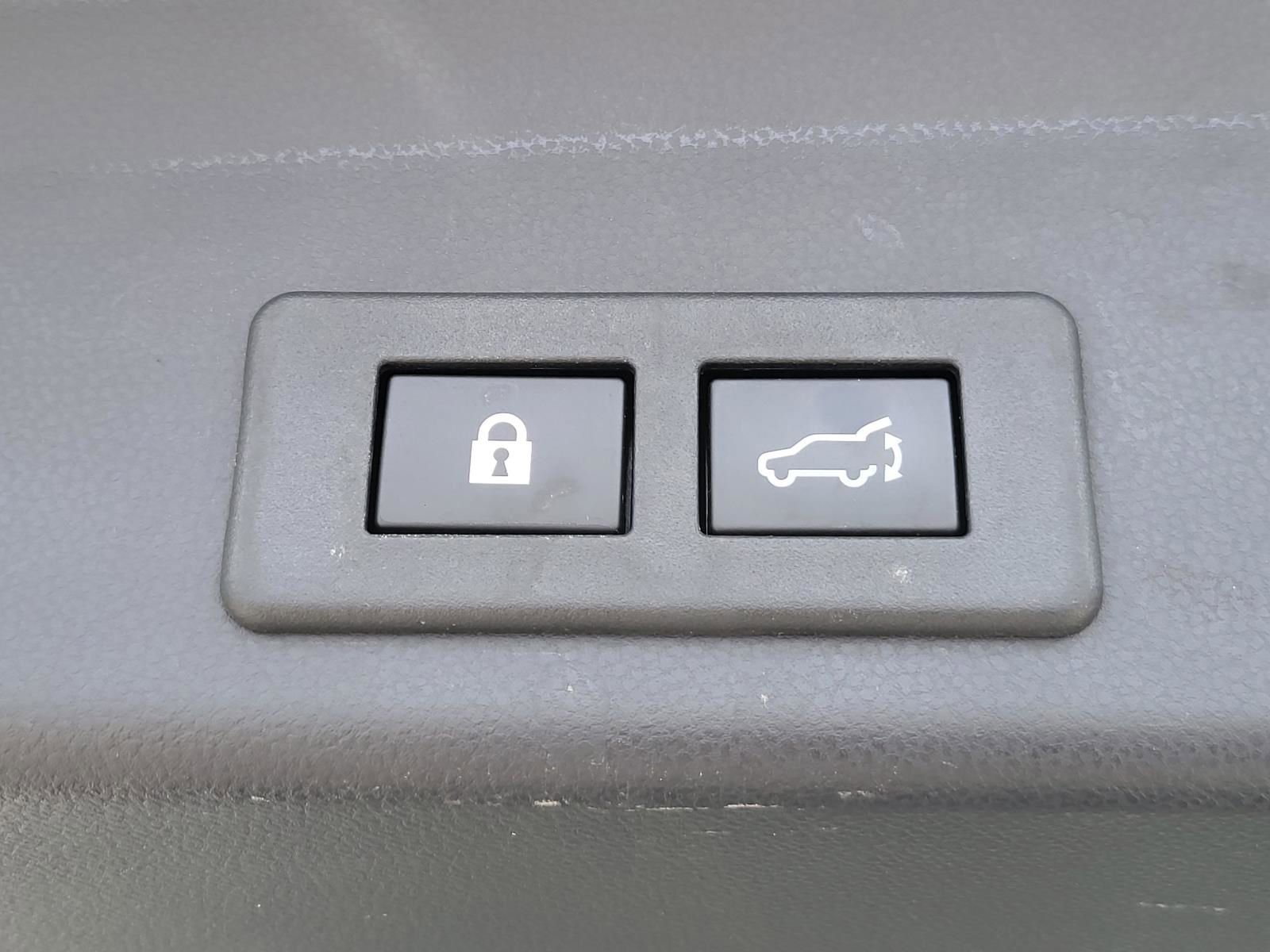 Used 2023 Subaru Ascent Limited w/ Popular Package #2A image 12