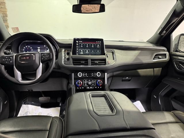 Used 2023 GMC Yukon SLT w/ SLT Luxury Package AWD/4WD image 26